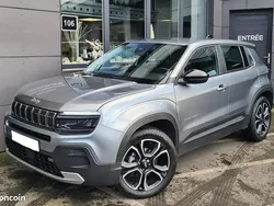 Gris Utilisé 2024 Jeep Avenger Altitude SUV | 21 950 € (Prix juste)