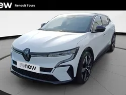 Blanc Utilisé 2023 Renault Mégane Techno Berline | 27 799 € (Prix juste)
