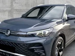 Gris Utilisé 2024 VW Tiguan R-line SUV | 46 950 €