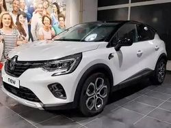 Blanc qnc noir gne Occasion 2022 Renault Captur SUV | 18 690 €
