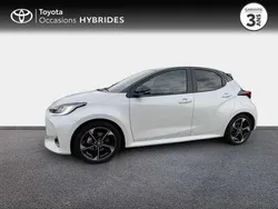 Utilisé 2024 Toyota Yaris Hybrid Berline | 25 990 € (Prix juste)