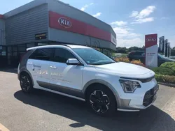 Blanc Utilisé 2022 Kia e-Niro 2 SUV | 29 880 € (Prix cher)