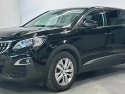 Noir Utilisé 2020 Peugeot 5008 Business-Line Monospace | 13 790 € (Prix juste)