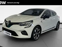 Blanc Utilisé 2022 Renault Clio V LIMITED Citadine | 15 299 € (Prix juste)