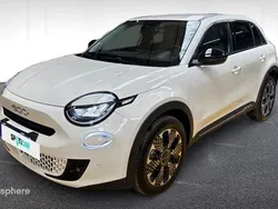 Blanc Utilisé 2024 Fiat 600 La Prima SUV | 24 480 € (Prix juste)