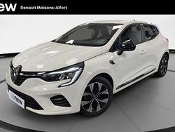 Blanc Utilisé 2022 Renault Clio V LIMITED Citadine | 14 900 € (Prix juste)