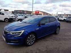 Bleue Utilisé 2024 Renault Mégane IV Techno Berline | 24 690 € (Prix assez cher)