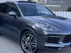 Utilisé 2018 Porsche Cayenne SUV | 59 990 € (Prix juste)