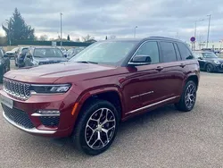 Noir Nouvelle 2024 Jeep Grand Cherokee Summit SUV | 89 900 € (Prix assez cher)