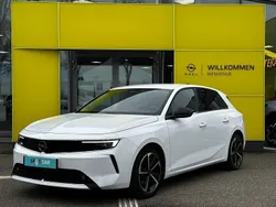 Noir Utilisé 2023 Opel Astra Elegance Berline | 18 990 € (Prix juste)