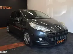 Gris Utilisé 2012 Peugeot 207 Urban Move Berline | 4 890 € (Prix juste)