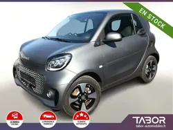 Gris Utilisé 2022 Smart ForTwo Electric Drive Passion Citadine | 13 888 €