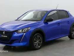Blanc banquise (o) Utilisé 2023 Peugeot e-208 Style Citadine | 17 999 € (Bon prix)