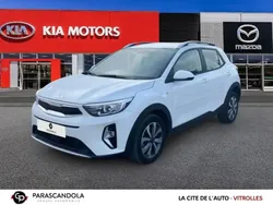 Blanc Utilisé 2023 Kia Stonic Active SUV | 17 990 € (Prix juste)