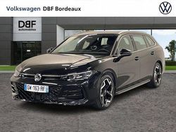 Noir Utilisé 2024 VW Passat R-line Coupé | 37 299 € (Prix cher)