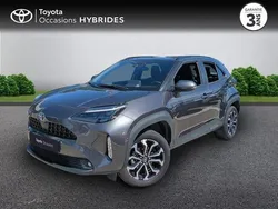 Gris Utilisé 2024 Toyota Yaris Hybrid Design | 24 490 € (Prix juste)