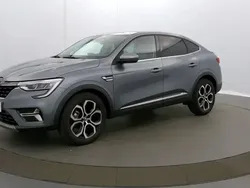 Gris Utilisé 2023 Renault Arkana Techno SUV | 24 990 € (Prix juste)