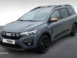 Gris Nouvelle 2025 Dacia Jogger Extreme Break | 26 990 € (Prix juste)