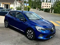 Bleu Utilisé 2023 Renault Clio V Evolution Berline | 14 990 € (Prix juste)