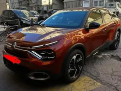 Orange Utilisé 2021 Citroën C4 PureTech Berline | 12 000 € (Bon prix)