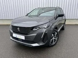 Gris Utilisé 2022 Peugeot 3008 SUV | 24 550 € (Prix assez cher)