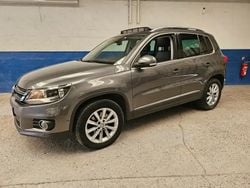 Gris Utilisé 2014 VW Tiguan SUV | 14 990 € (Prix juste)