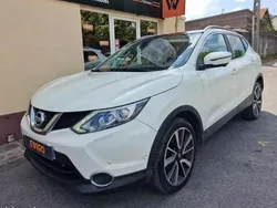 Blanc Utilisé 2015 Nissan Qashqai Tekna SUV | 11 490 € (Prix juste)