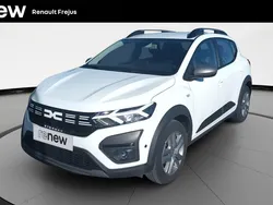 Blanc Utilisé 2023 Dacia Sandero Expression Citadine | 13 990 € (Prix juste)
