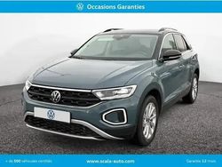 Bleu Utilisé 2024 VW T-Roc SUV | 25 490 € (Prix juste)