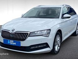 Blanc Utilisé 2023 Skoda Superb Business Line Break | 29 989 € (Prix juste)
