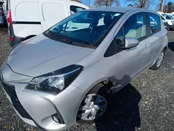 Gris Utilisé 2019 Toyota Yaris Business Edition Cabriolet | 7 480 €