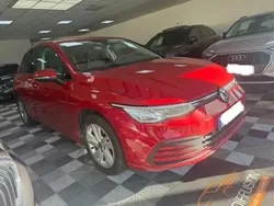Rouge Utilisé 2021 VW Golf VIII Active Berline | 21 990 € (Prix juste)