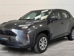 Gris Utilisé 2024 Toyota Yaris Hybrid SUV | 22 799 € (Bon prix)