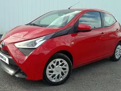 Rouge Utilisé 2021 Toyota Aygo X-play Citadine | 11 490 € (Bon prix)