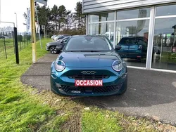 Bleu Utilisé 2024 Fiat 600 | 23 990 € (Bon prix)