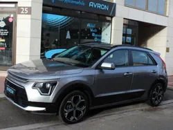 Gris Utilisé 2023 Kia Niro Active SUV | 23 990 €