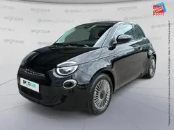 Noir Nouvelle 2024 Fiat 500C Style Cabriolet | 26 999 € (Prix juste)