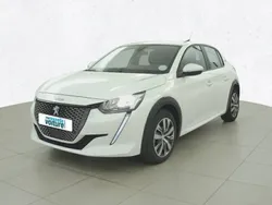 Blanc Utilisé 2021 Peugeot e-208 Citadine | 14 890 € (Super prix)