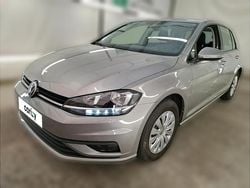 Gris Utilisé 2018 VW Golf VII Trendline Berline | 14 990 € (Bon prix)
