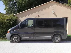 Noir Utilisé 2005 Renault Trafic Expression Van | 6 300 € (Bon prix)