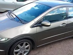 Gris Utilisé 2005 Honda Civic Berline | 3 500 €