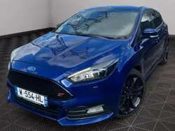Bleu Utilisé 2016 Ford Focus ST Berline | 15 999 € (Bon prix)