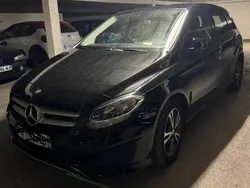Noir Utilisé 2015 Mercedes B200 Monospace | 10 500 €