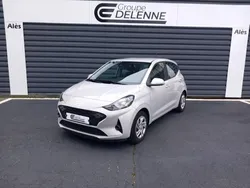 Gris Utilisé 2023 Hyundai i10 Citadine | 15 990 € (Prix assez cher)