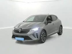 Gris schiste Utilisé 2024 Renault Clio V Berline | 18 170 € (Prix assez cher)