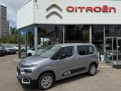 Gris Utilisé 2023 Citroën Berlingo Feel Monospace | 24 900 € (Prix assez cher)