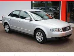 Gris Utilisé 2001 Audi A4 Berline | 3 490 €