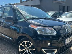 Noir Utilisé 2013 Citroën C3 Picasso SELECTION Monospace | 6 999 € (Prix assez cher)