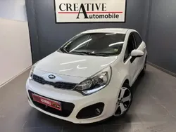 Utilisé 2014 Kia Rio Berline | 7 990 € (Prix juste)