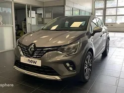 Utilisé 2023 Renault Captur Iconic SUV | 26 490 € (Prix cher)